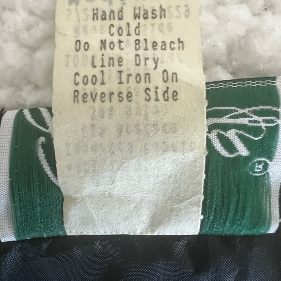 Velvet Vintage Blazer 80's-90's. Made in the U.S.A. - Picture 5 of 9